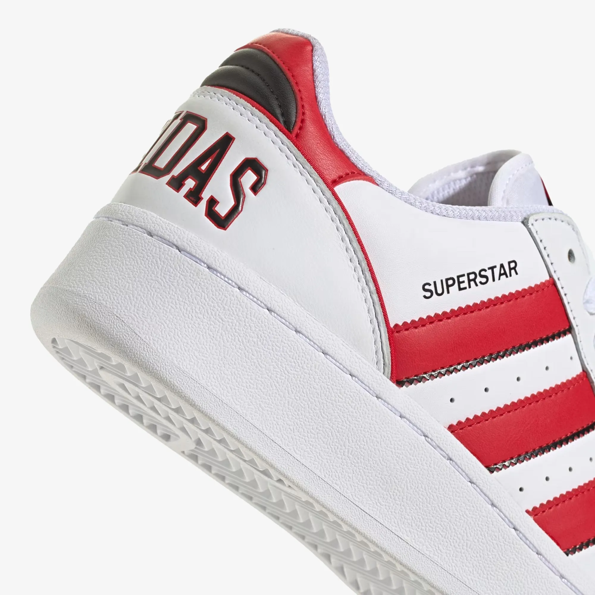 Adidas Originals | SUPERSTAR XLG  { CLOUD WHITE/BETTER SCARLET/CORE BLACK