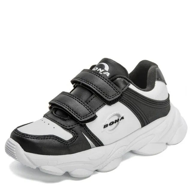 Almir Boys' Casual Sneaker