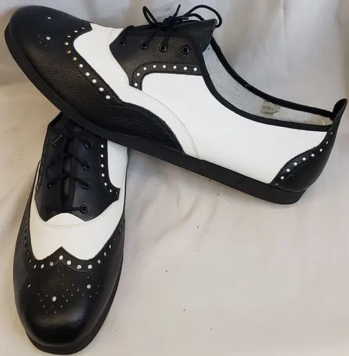 Boogie Woogie -- Swing Oxford -- Black/White