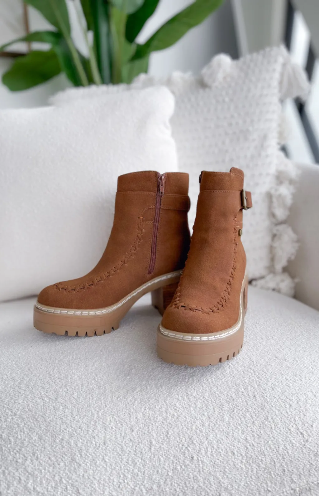 Casey Suede Brown Boots