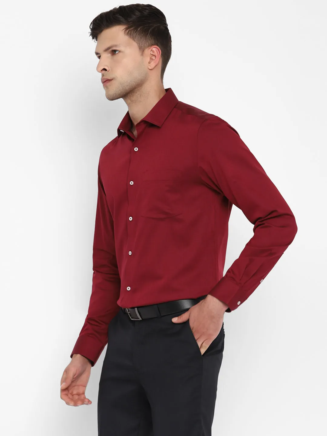 Cotton Maroon Self Design Slim Fit Formal Shirt