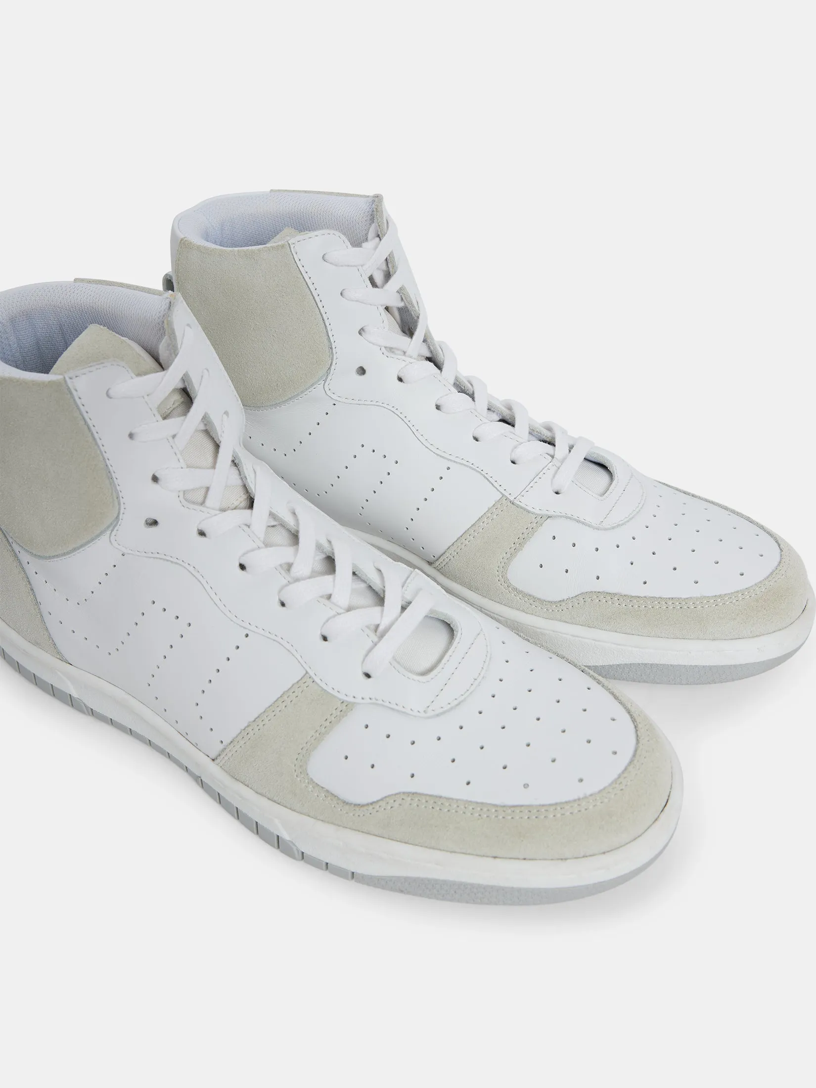 Kane High-Top Sneaker / White