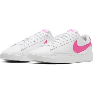 Nike Women&#39;s Lifestyle Av9370-102 W Blazer Low Le Su19 Shoes