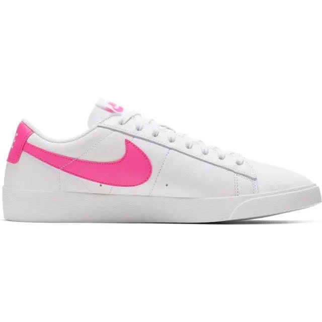 Nike Women&#39;s Lifestyle Av9370-102 W Blazer Low Le Su19 Shoes