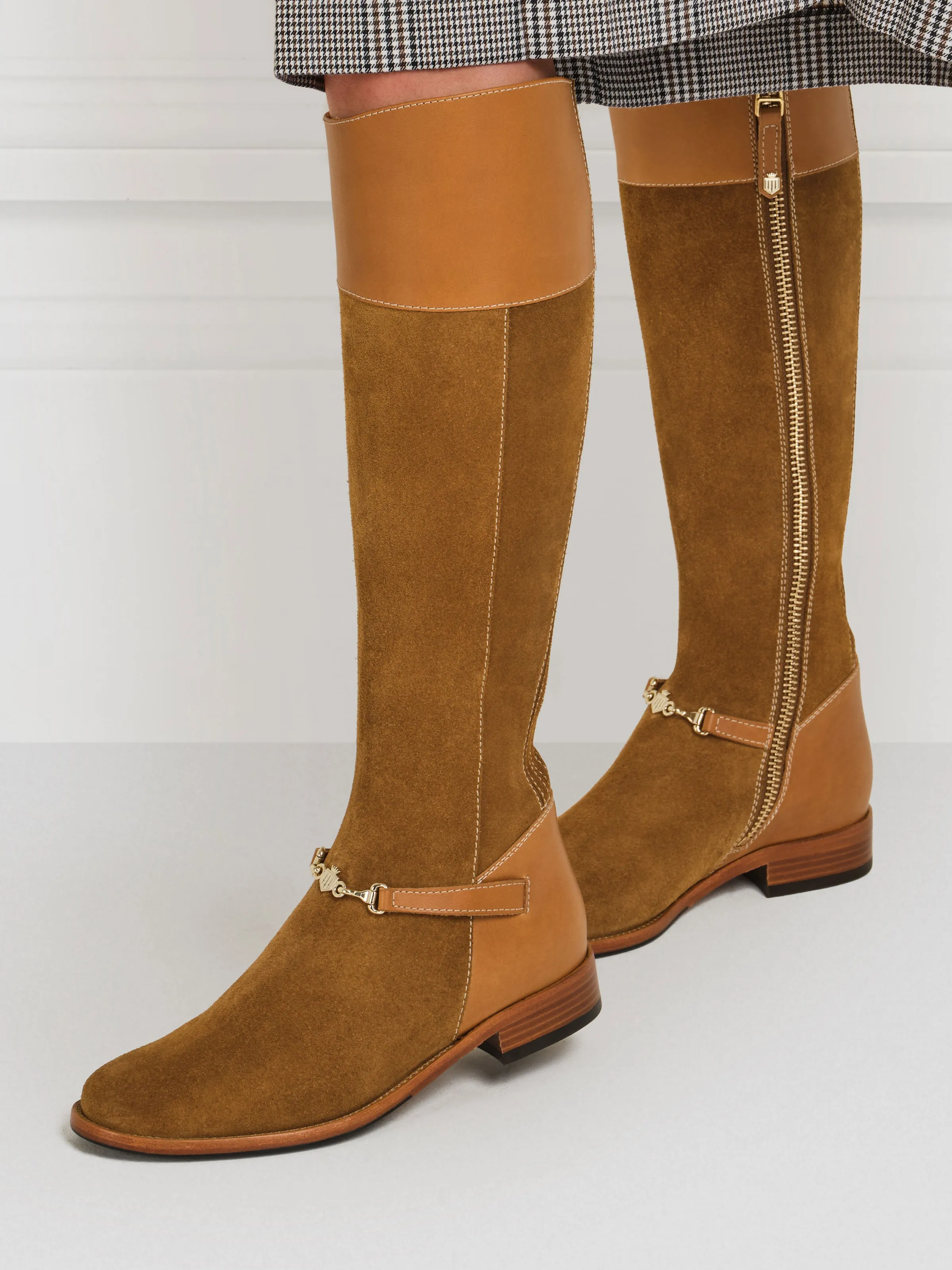 Octavia (Sporting Fit) - Tan Suede