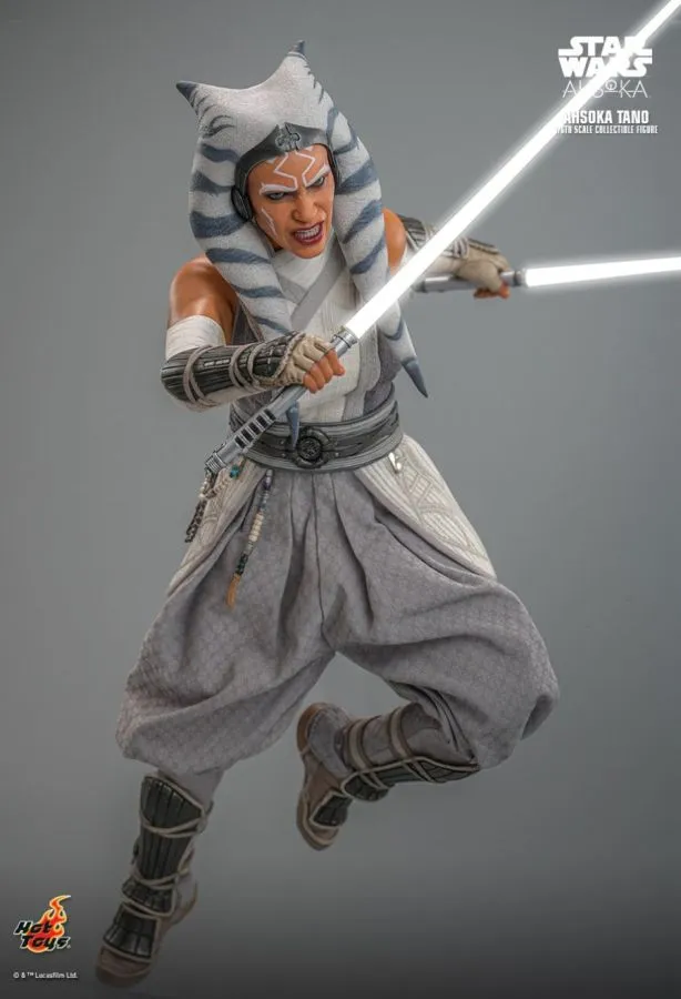 Star Wars: Ahsoka (TV) - Ahsoka Tano 1:6 Scale Collectable Figure Hot Toy