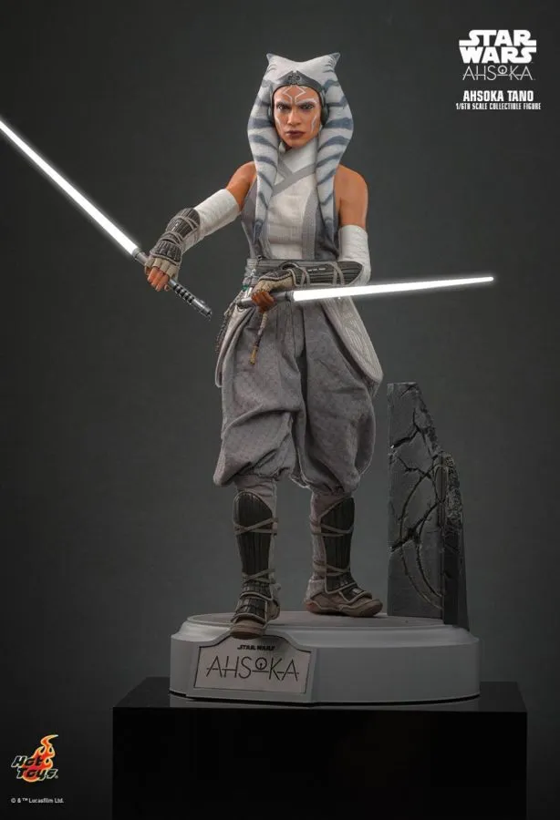 Star Wars: Ahsoka (TV) - Ahsoka Tano 1:6 Scale Collectable Figure Hot Toy