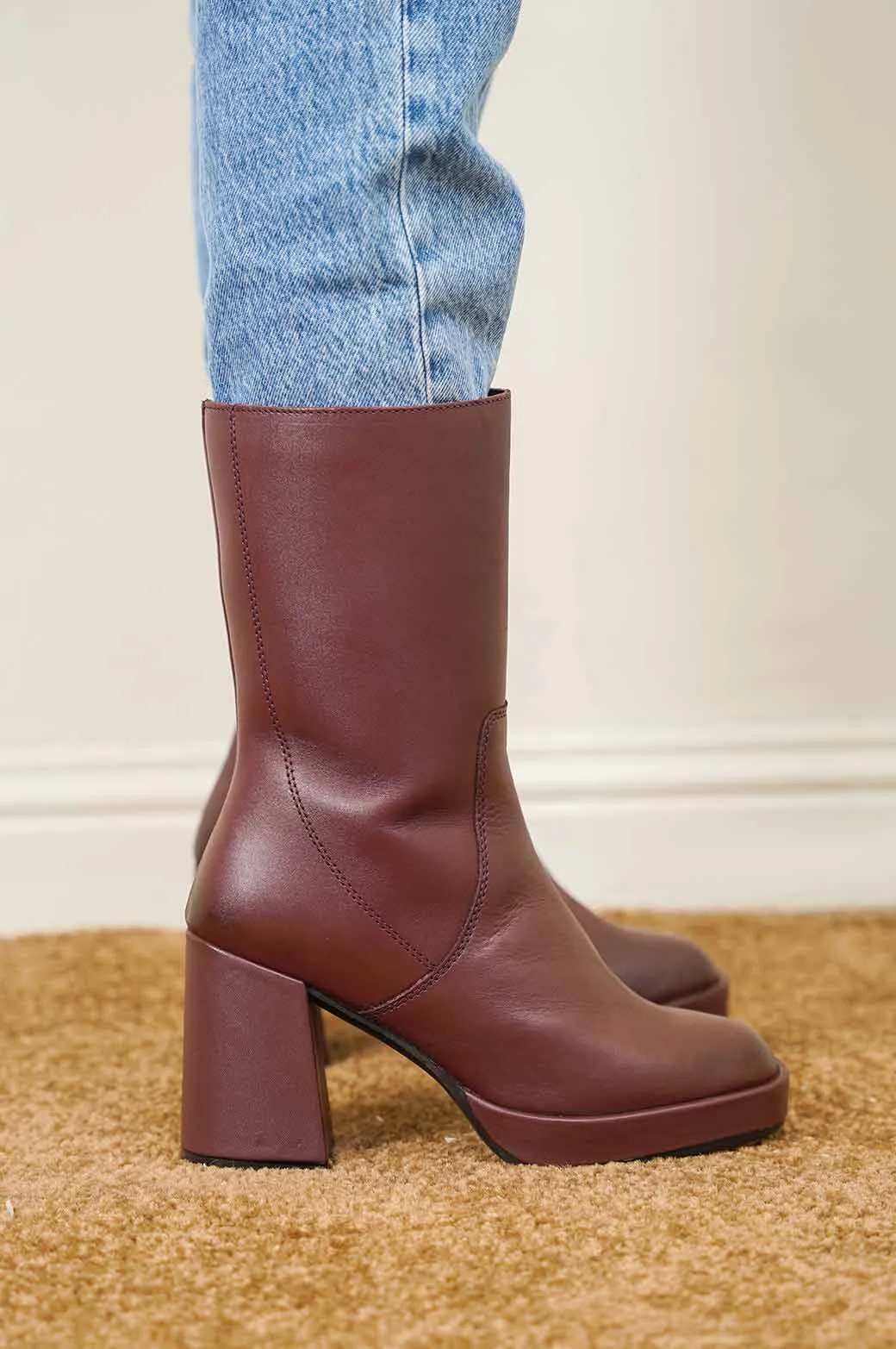 TAYLOR PLATFORM HEEL BOOTS