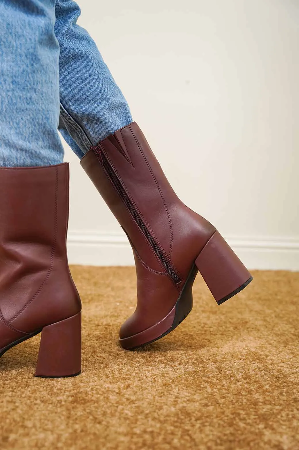 TAYLOR PLATFORM HEEL BOOTS