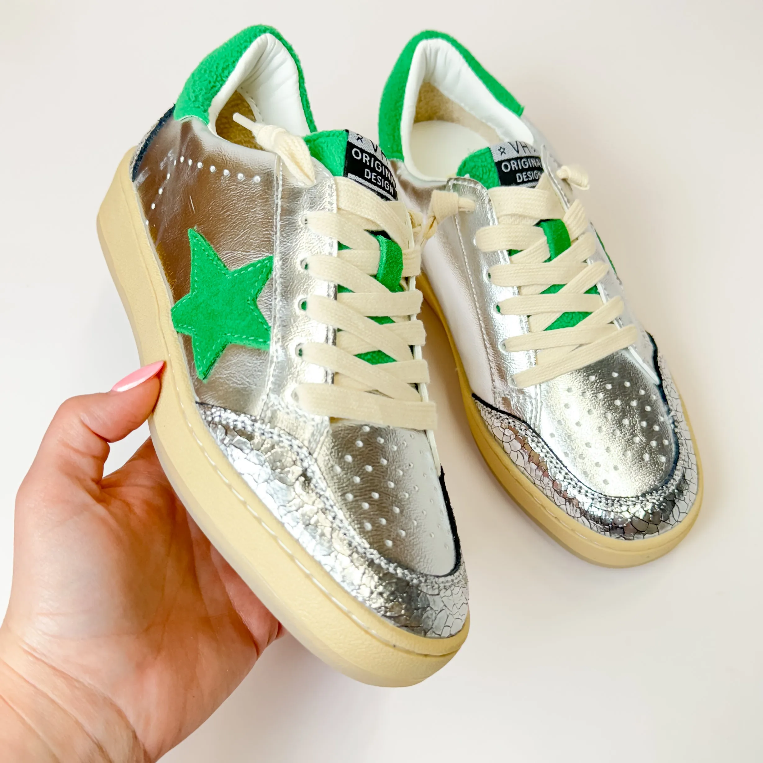 Vintage Havana | Denisse 10 Sneakers in Silver and Green